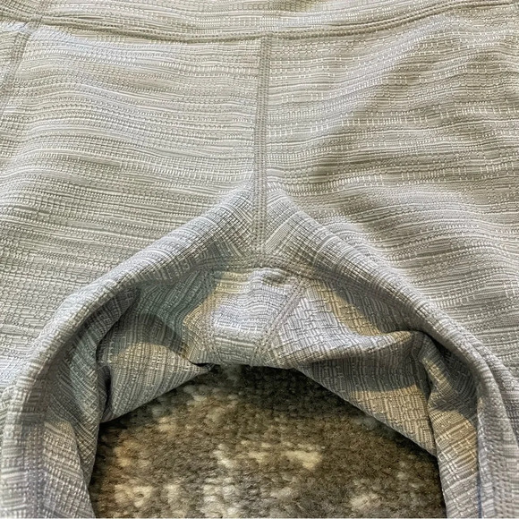 Athleta Hi Rise Chatarunga Light Grey Leggings - Picture 7 of 13